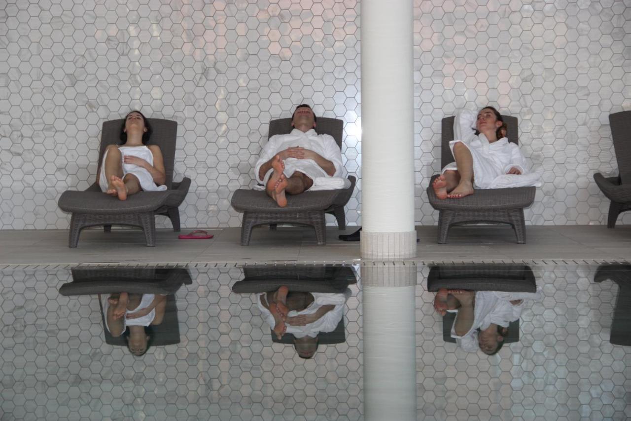 Seapark Hotel Wellness & Spa Колобжег Экстерьер фото